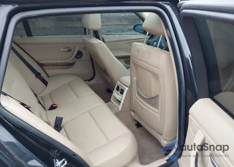 2007 BMW 328Xi z USA, uszkodzony, nr VIN WBAVT73527FZ36705